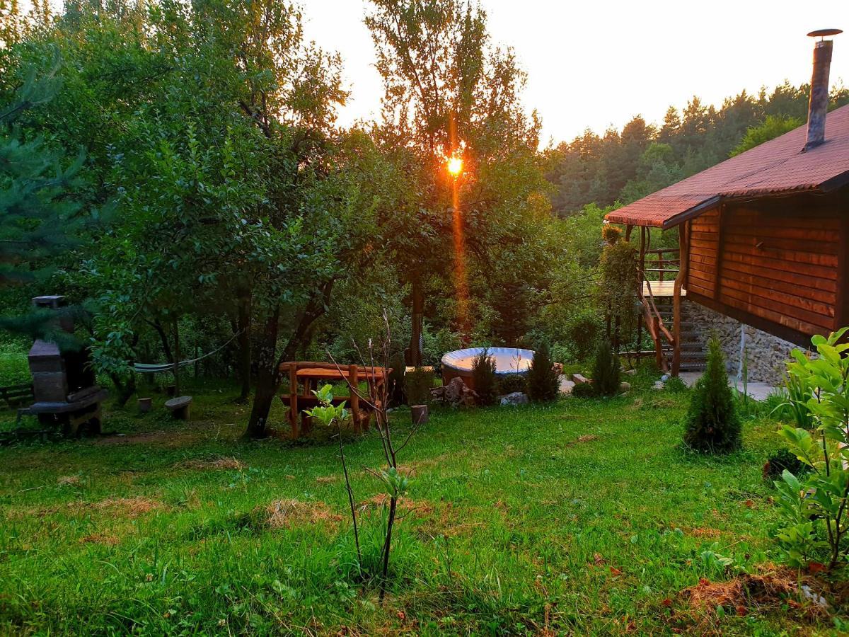 Mystically Wood House In The Forest Carjari Buitenkant foto